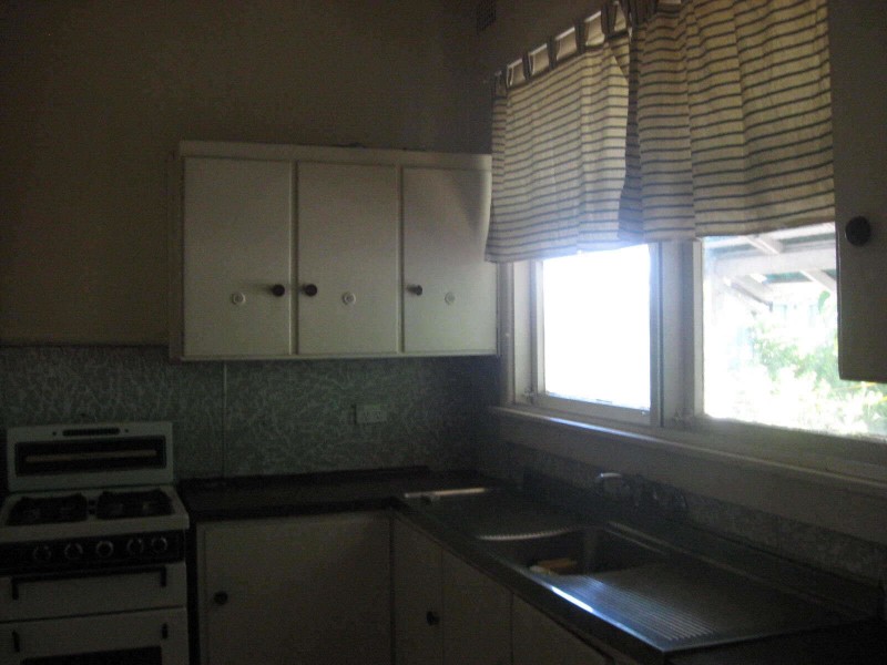 2A  WEEMALA AVENUE, Doonside NSW 2767