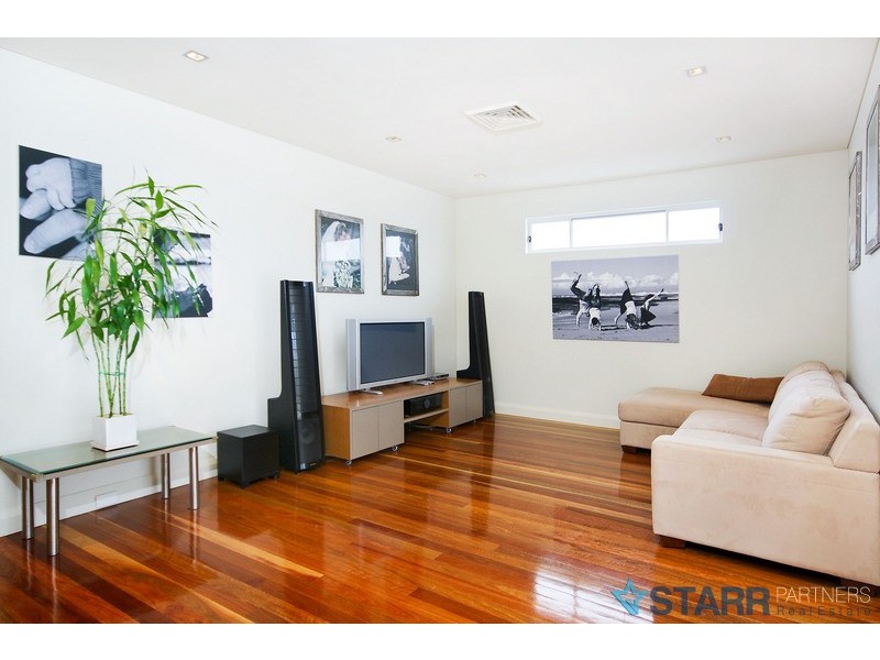 25 Daniel Street, Greystanes NSW 2145