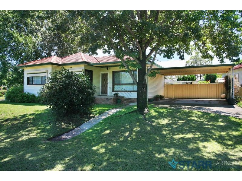 9 Iris Street, Guildford West NSW 2161