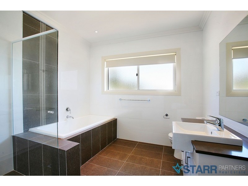 68 Daruga Street, Pemulwuy NSW 2145