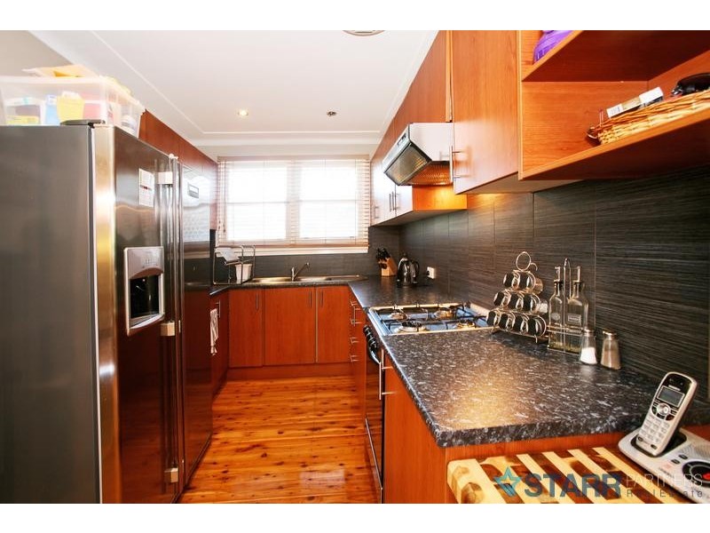 31 Fairfield Road, Woodpark NSW 2164