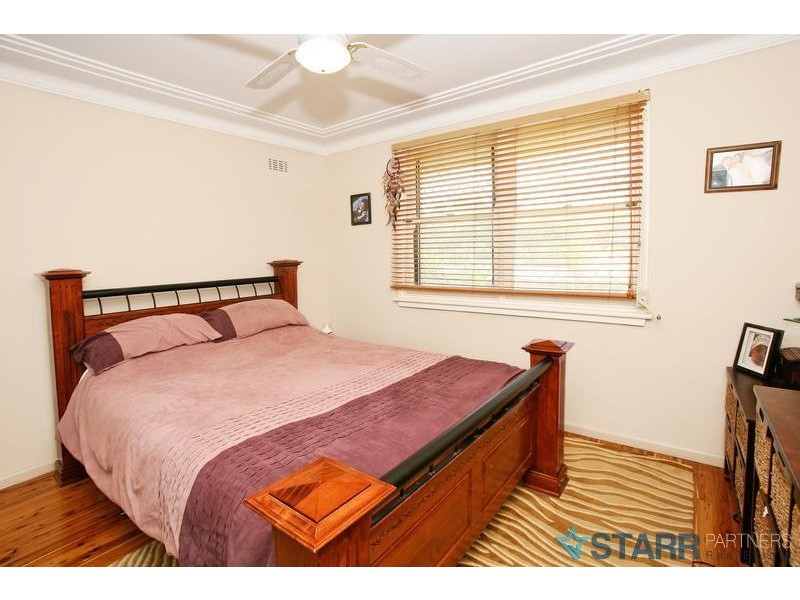 31 Fairfield Road, Woodpark NSW 2164