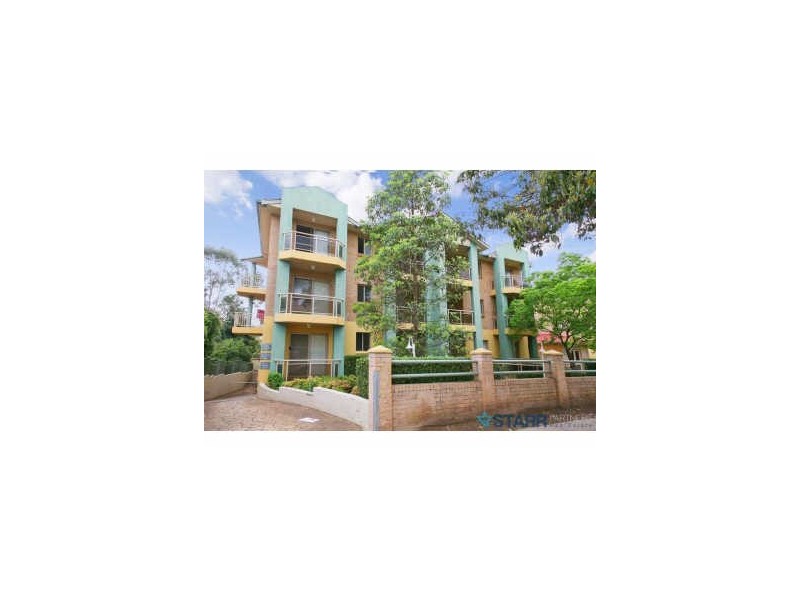 17/30  MEMORIAL AVENUE, Merrylands NSW 2160