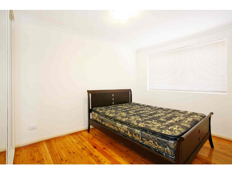 2/20  MILITARY ROAD, Merrylands NSW 2160