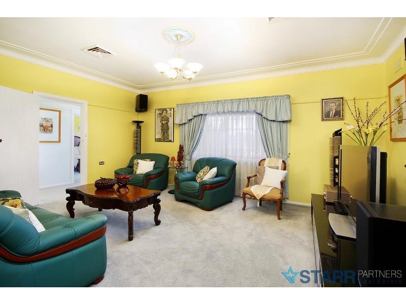 17 Orchid Street, Old Guildford NSW 2161