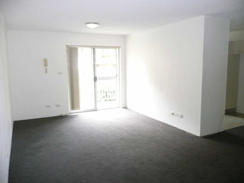 02/27  WINDSOR ROAD, Merrylands NSW 2160