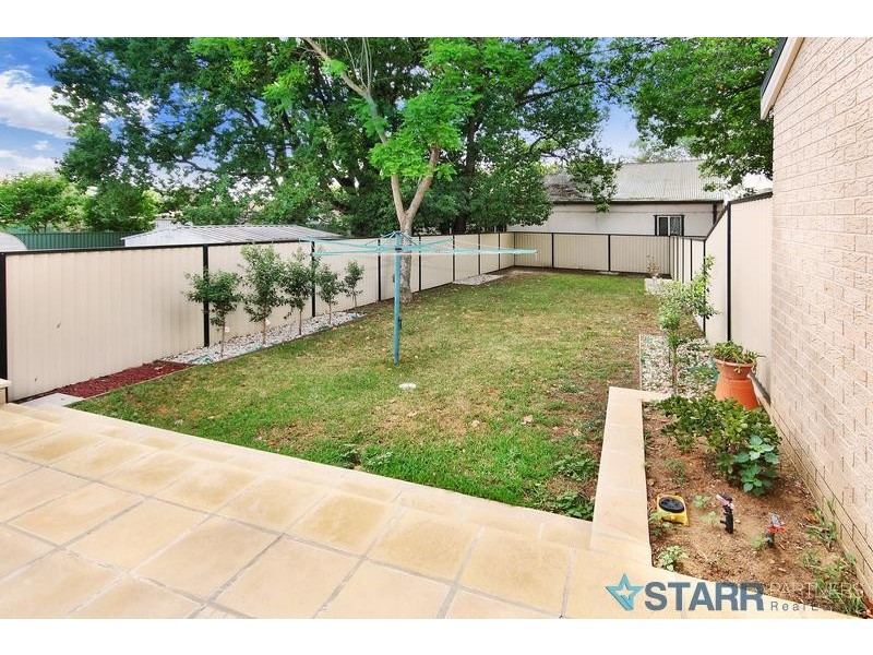 1/18  Ruth Street, Merrylands NSW 2160