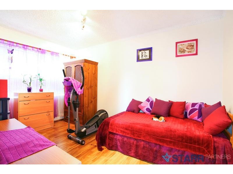 2/33 Crown Street, Granville NSW 2142