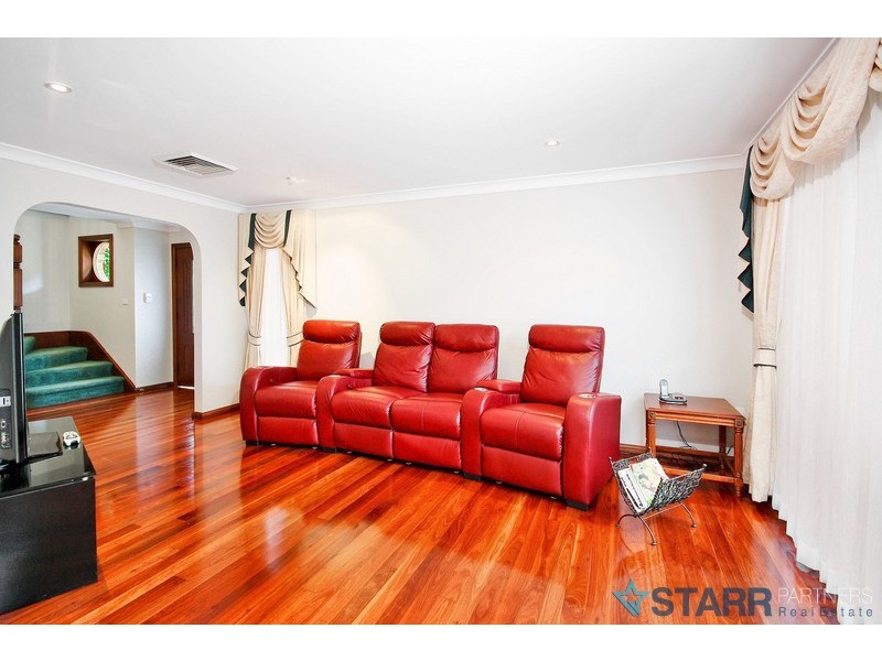 18 Roland Street, Greystanes NSW 2145