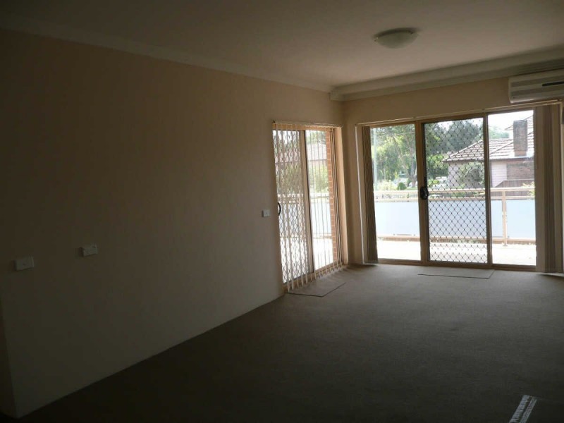 13/64  CARDIGAN STREET, Guildford NSW 2161