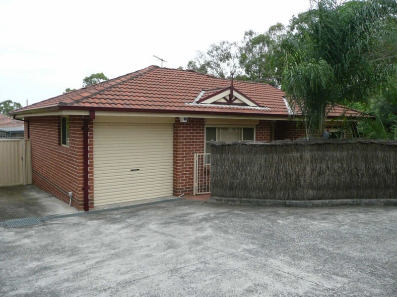 1/8  BYRON ROAD, Guildford NSW 2161