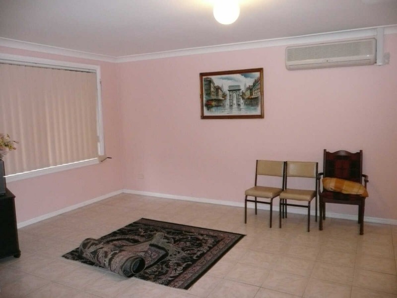 1/8  BYRON ROAD, Guildford NSW 2161