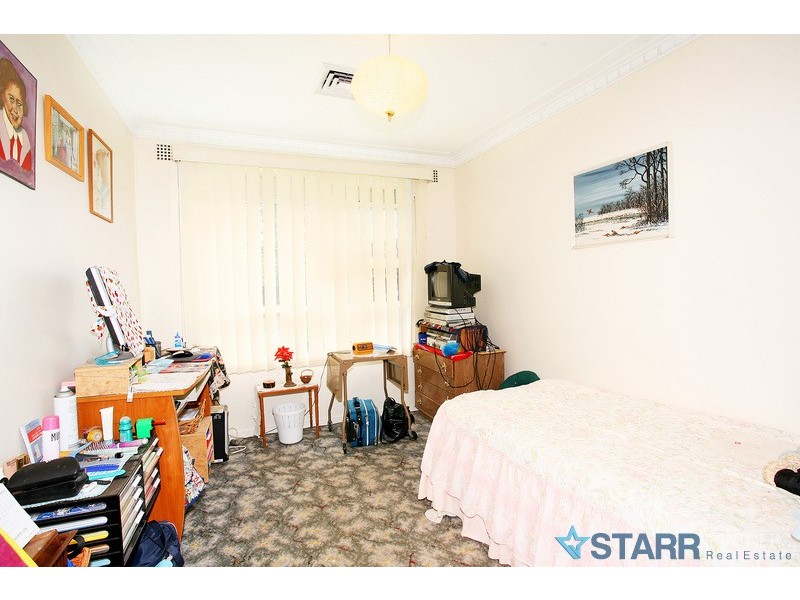 13 Wainwright Street, Guildford NSW 2161