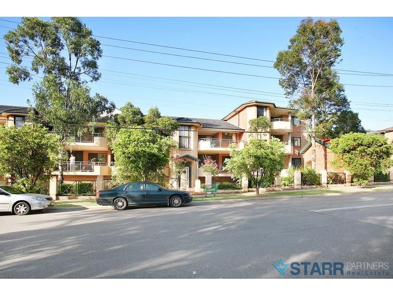 15/62 Fullagar Road, Wentworthville NSW 2145