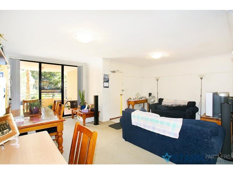 15/62 Fullagar Road, Wentworthville NSW 2145