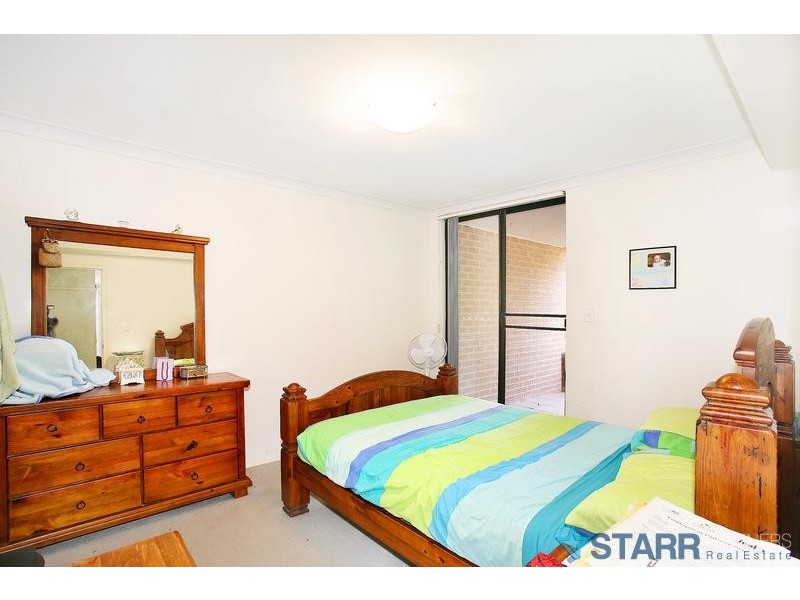 15/62 Fullagar Road, Wentworthville NSW 2145