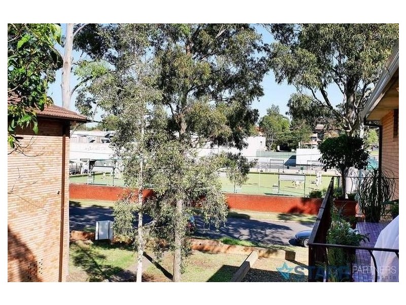 10/4 Cambridge Street, Merrylands NSW 2160