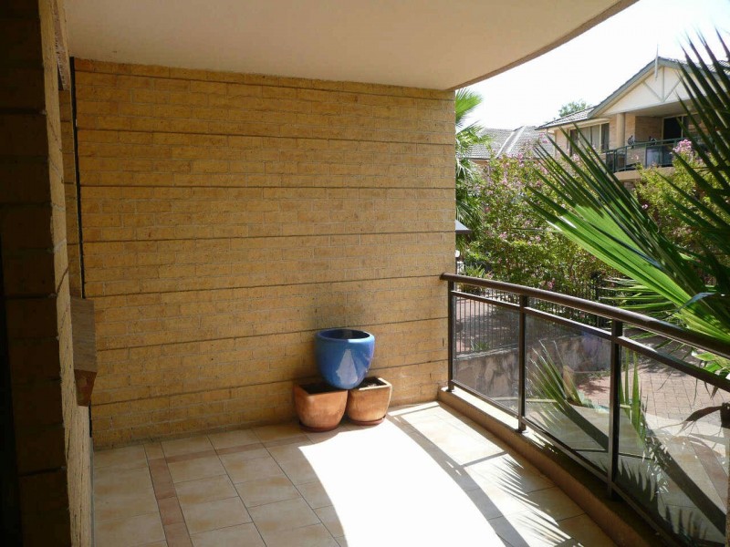 27/27  ADDLESTONE ROAD, Merrylands NSW 2160