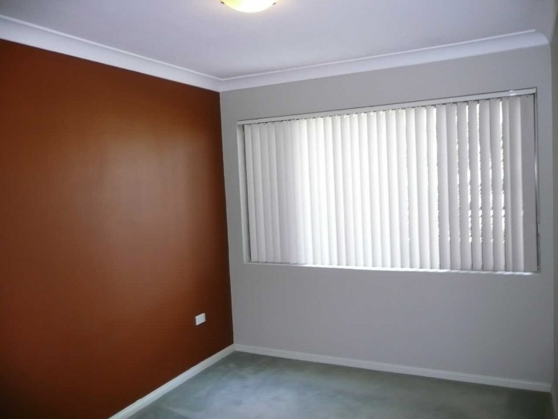 27/27  ADDLESTONE ROAD, Merrylands NSW 2160