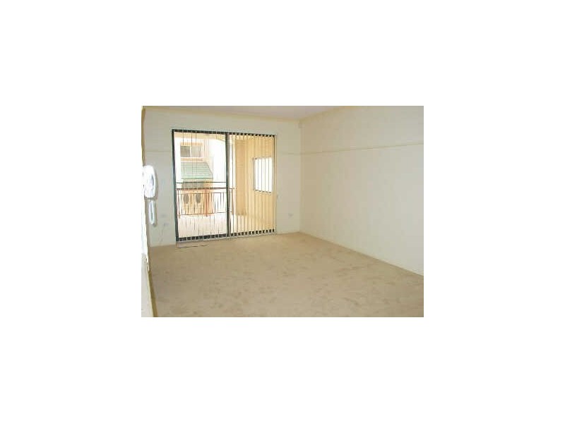 13/2-4  Kane Street, Guildford NSW 2161