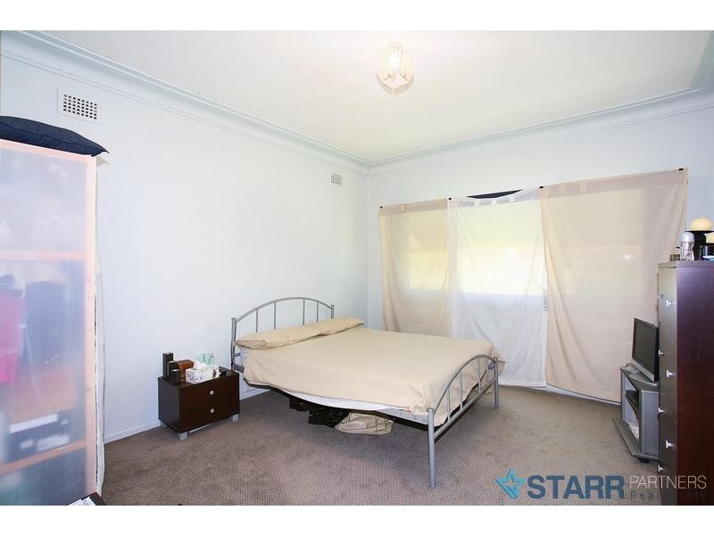 72 Hanbury Street, Greystanes NSW 2145