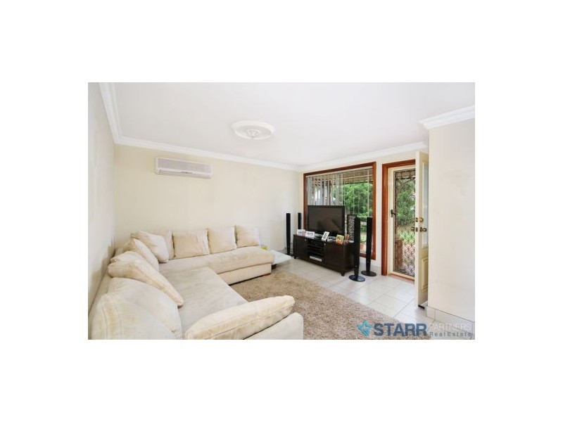 2/865 Merrylands Road, Greystanes NSW 2145