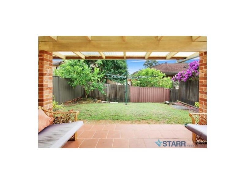 2/865 Merrylands Road, Greystanes NSW 2145