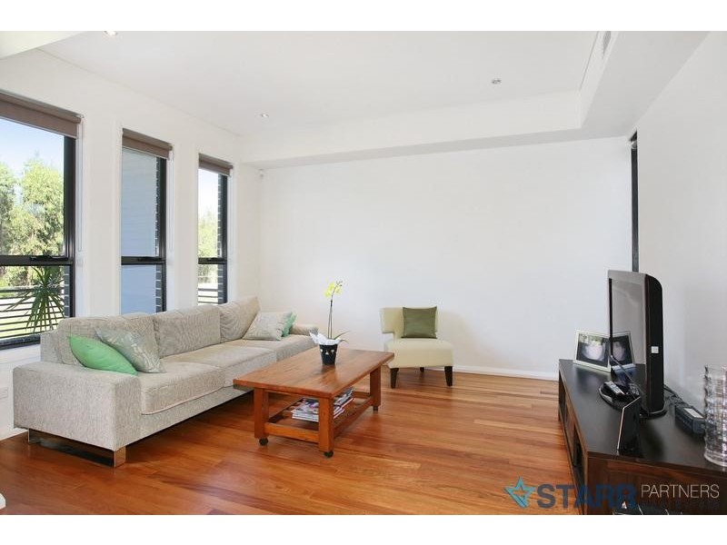 35 Naying Drive, Pemulwuy NSW 2145