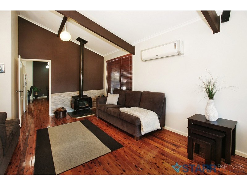 18 Aster Street, Greystanes NSW 2145