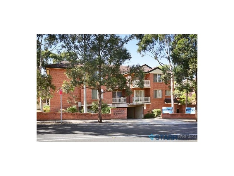 8/39 Windsor Road, Merrylands NSW 2160