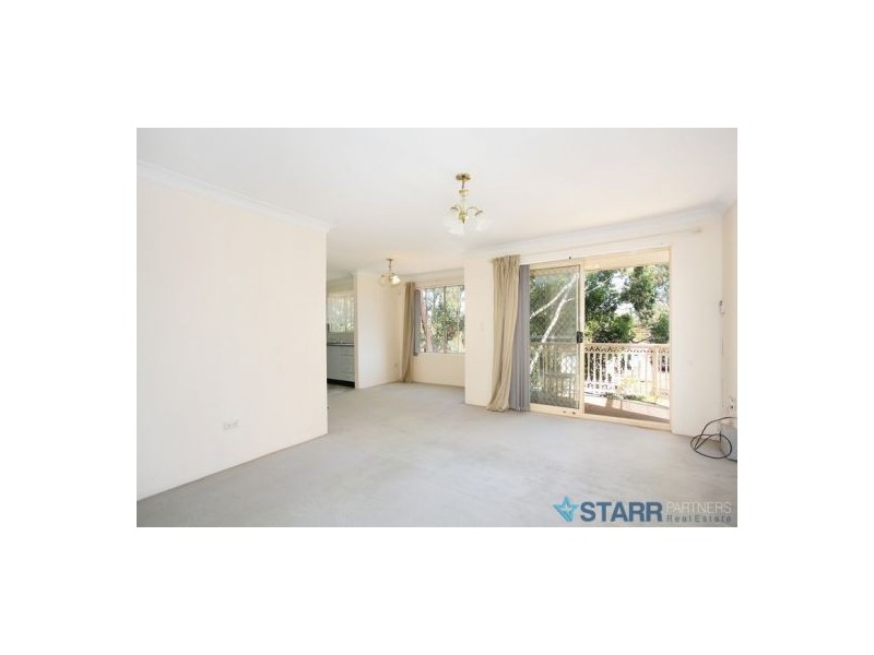8/39 Windsor Road, Merrylands NSW 2160