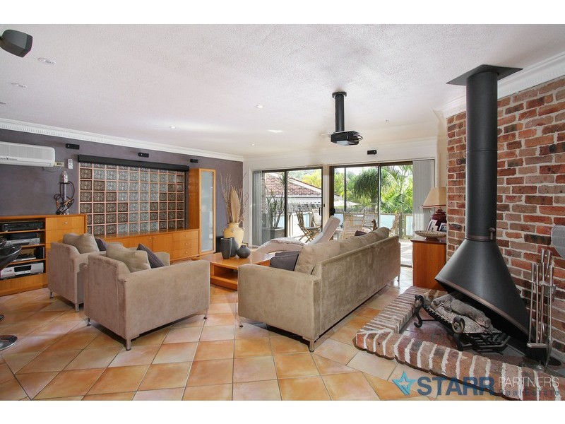 8 Begovich Crescent, Abbotsbury NSW 2176