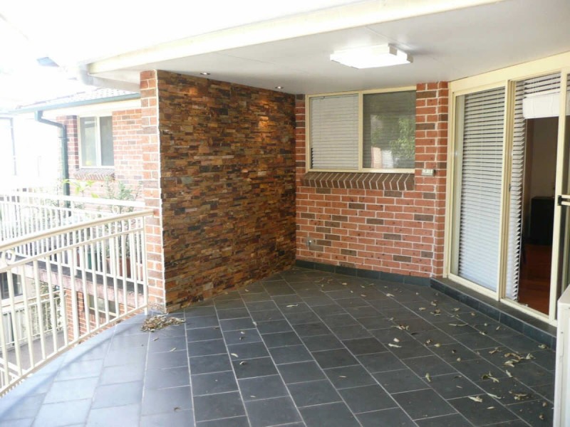 9/35  WINDSOR ROAD, Merrylands NSW 2160