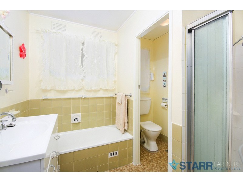 82 Sapphire Street, Greystanes NSW 2145