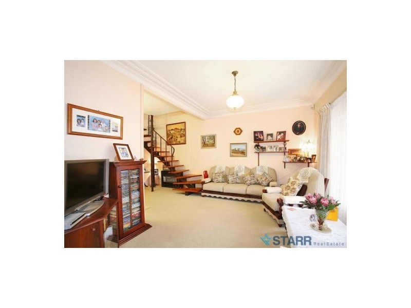 11 Serpentine Street, Merrylands NSW 2160