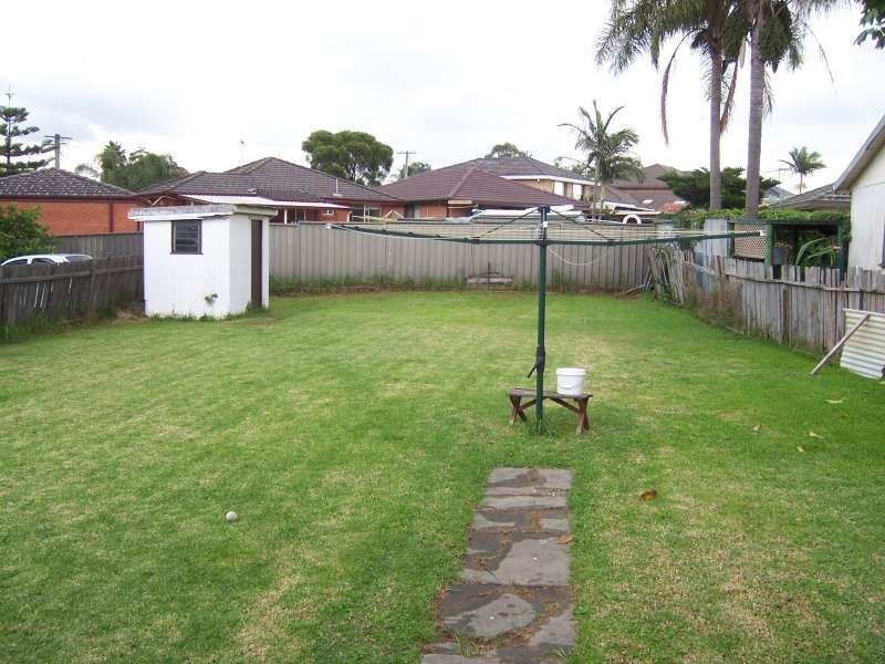 5 Gozo Road, Greystanes NSW 2145