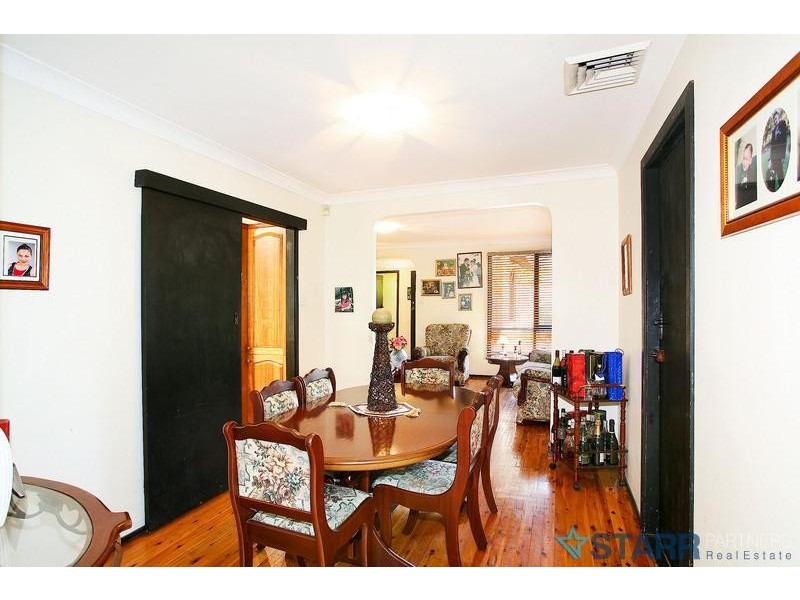 35 Bradman Street, Greystanes NSW 2145