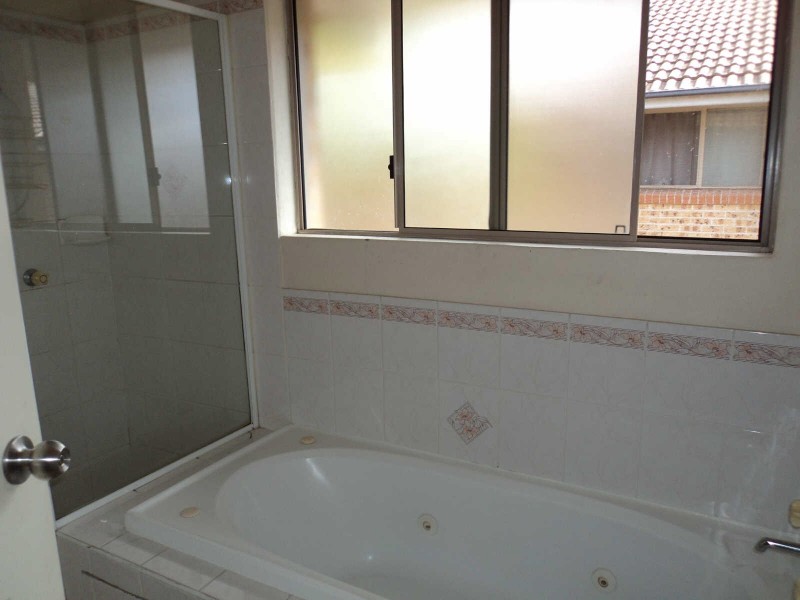 08/31 OXFORD STREET, Merrylands NSW 2160