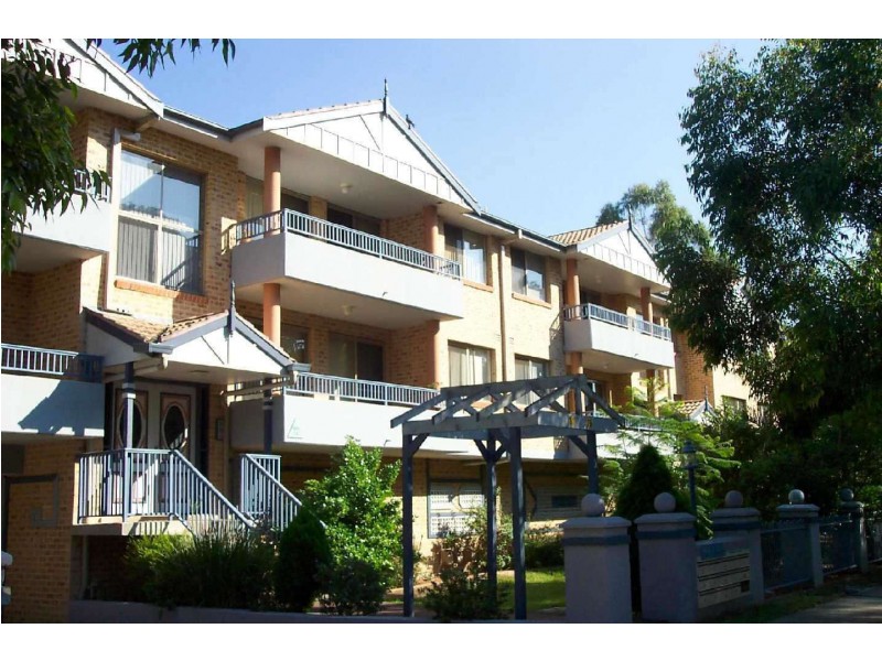 08/31 OXFORD STREET, Merrylands NSW 2160