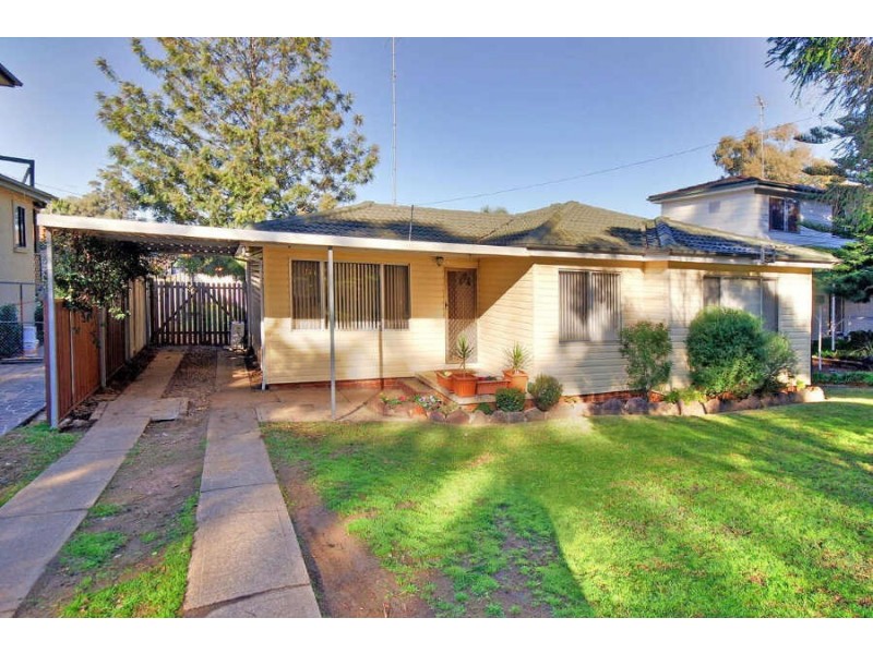 176  MACQUARIE ROAD, Greystanes NSW 2145