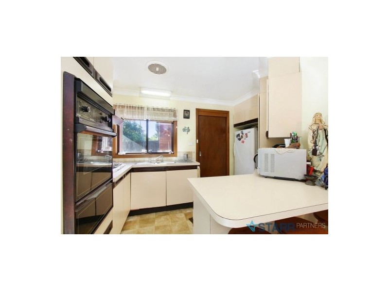 4/62 Runyon Avenue, Greystanes NSW 2145