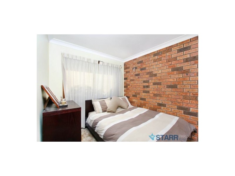 4/62 Runyon Avenue, Greystanes NSW 2145