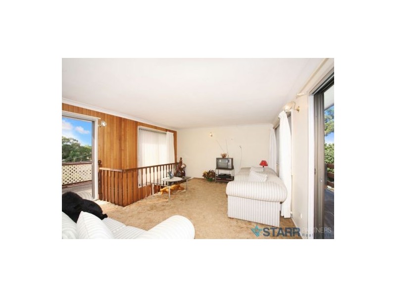 16 Dennis Street, Greystanes NSW 2145