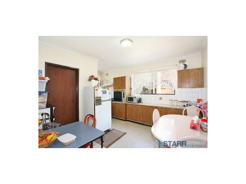 11/4-8 Arthur Street, Merrylands NSW 2160