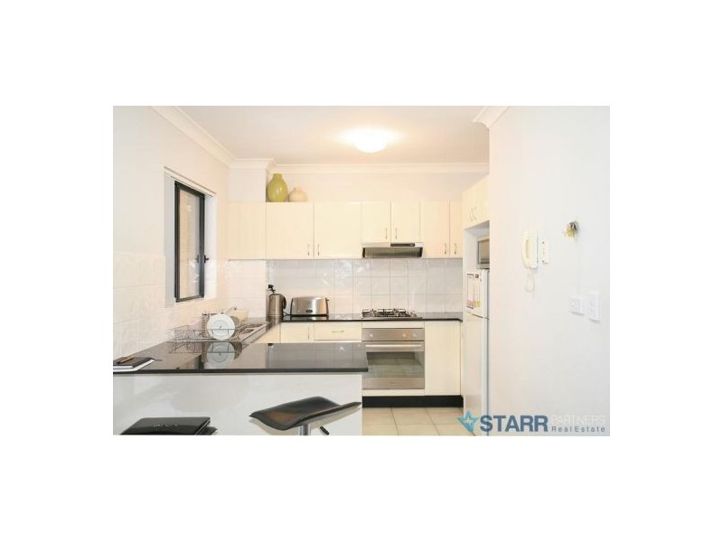 2/17 Todd Street, Merrylands NSW 2160