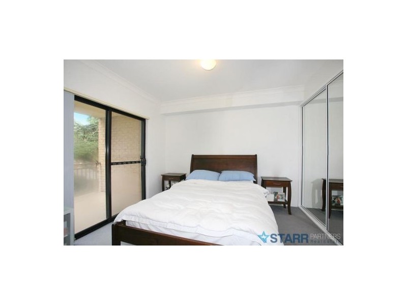 2/17 Todd Street, Merrylands NSW 2160