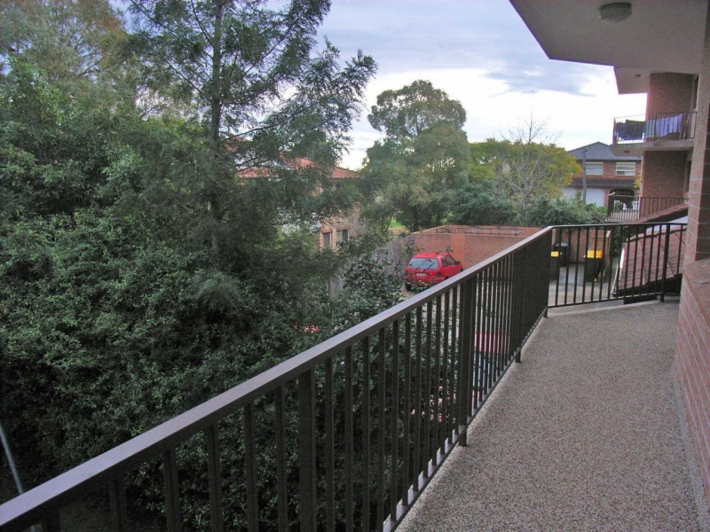 6/61  WINDSOR ROAD, Merrylands NSW 2160