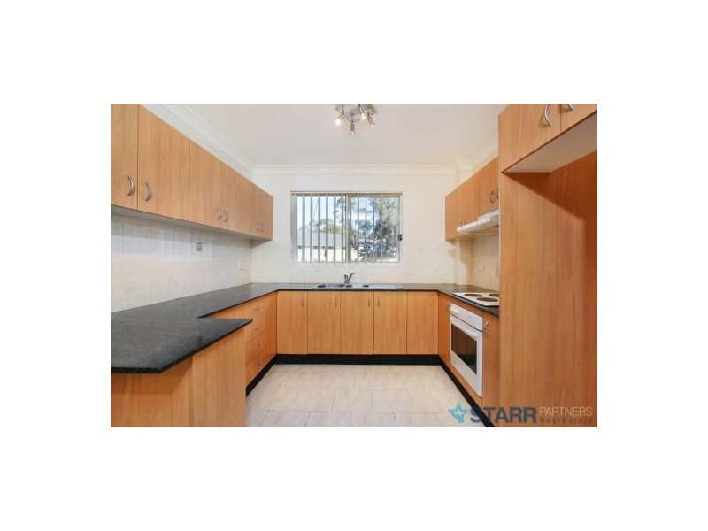 2/53  Kenyons Road, Merrylands NSW 2160