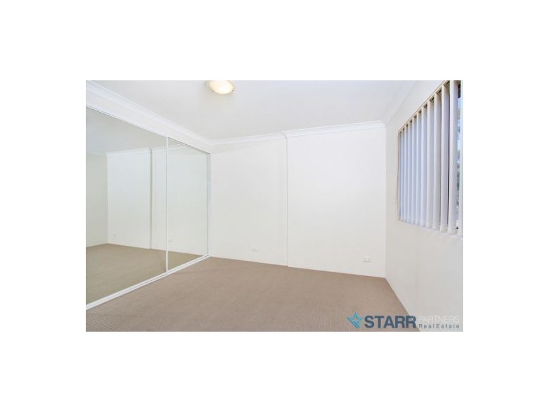 2/53  Kenyons Road, Merrylands NSW 2160