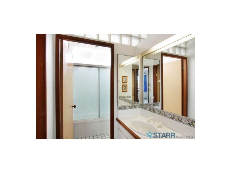 1 Venice Place, Guildford NSW 2161